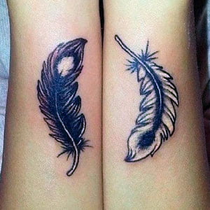 tatuajes de plumas en los brazos. tatuajes con plumas y nombres,tatuaje de plumas significado,tatuajes en las costillas plumas,tatuajes para mujeres plumas,tatuajes de plumas y pajaros,tatuajes para imprimir de plumas,tatuajes de plumas en el tobillo,